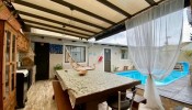 Casa com piscina Zimbros