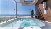 Duplex Frente Mar com Jacuzzi Aquecida