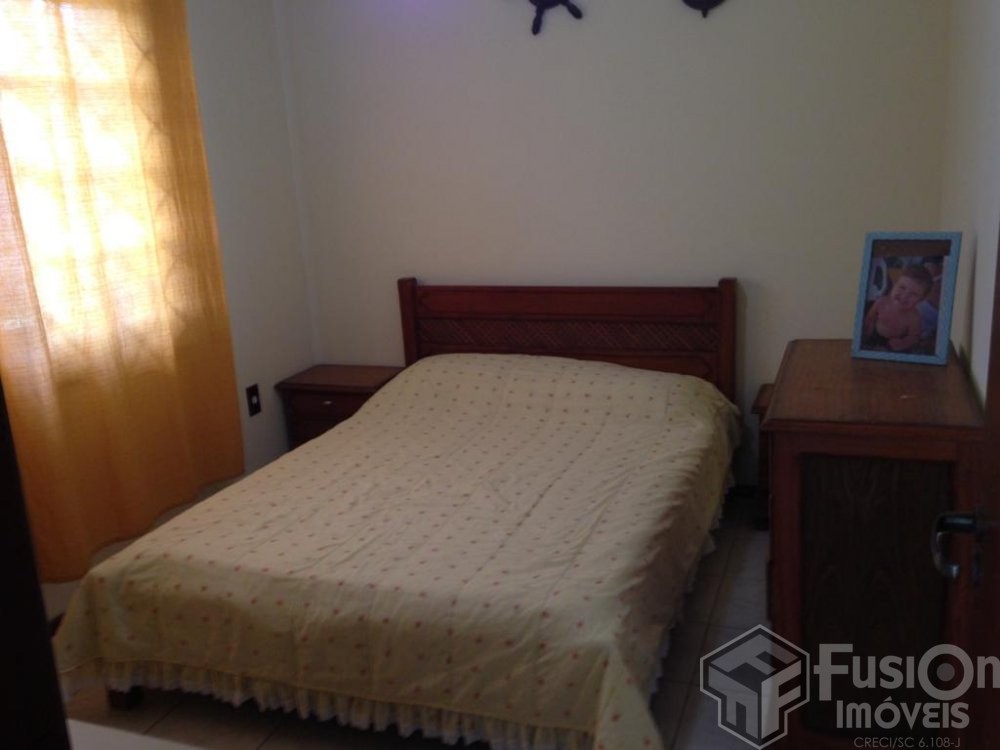 Casa Ampla com Piscina  350m da Praia de Mariscal