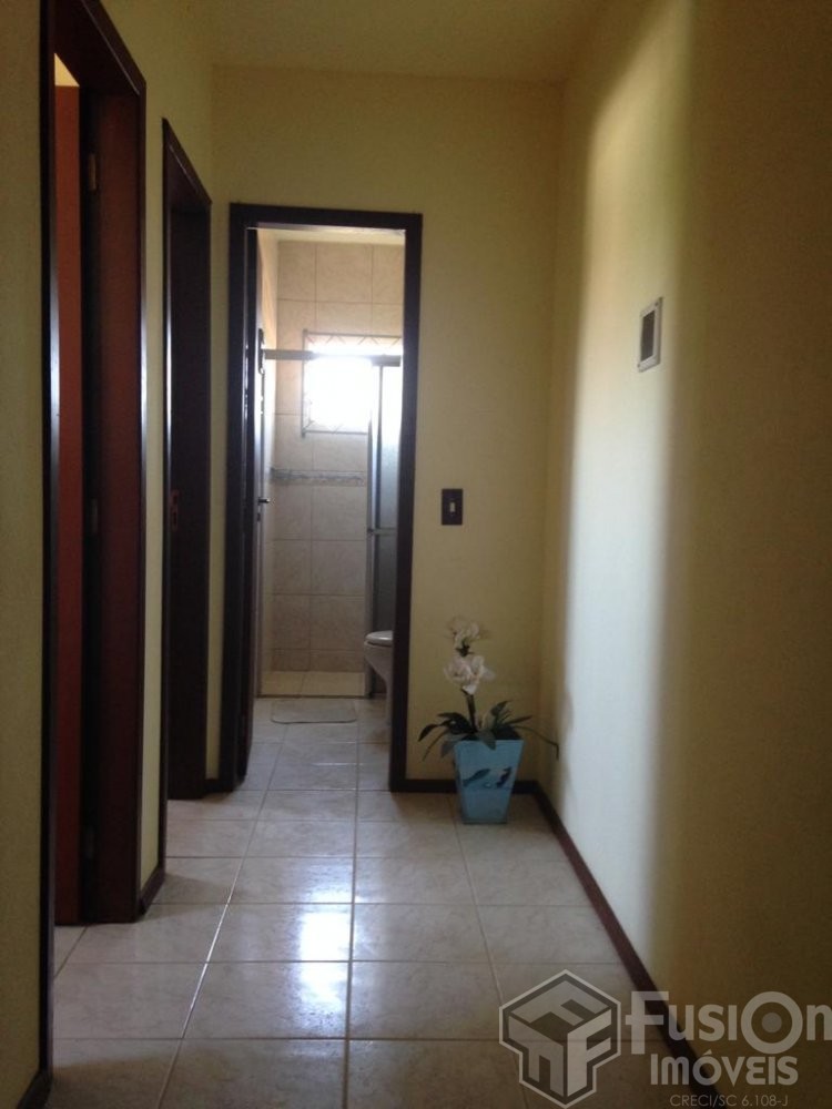 Casa Ampla com Piscina  350m da Praia de Mariscal