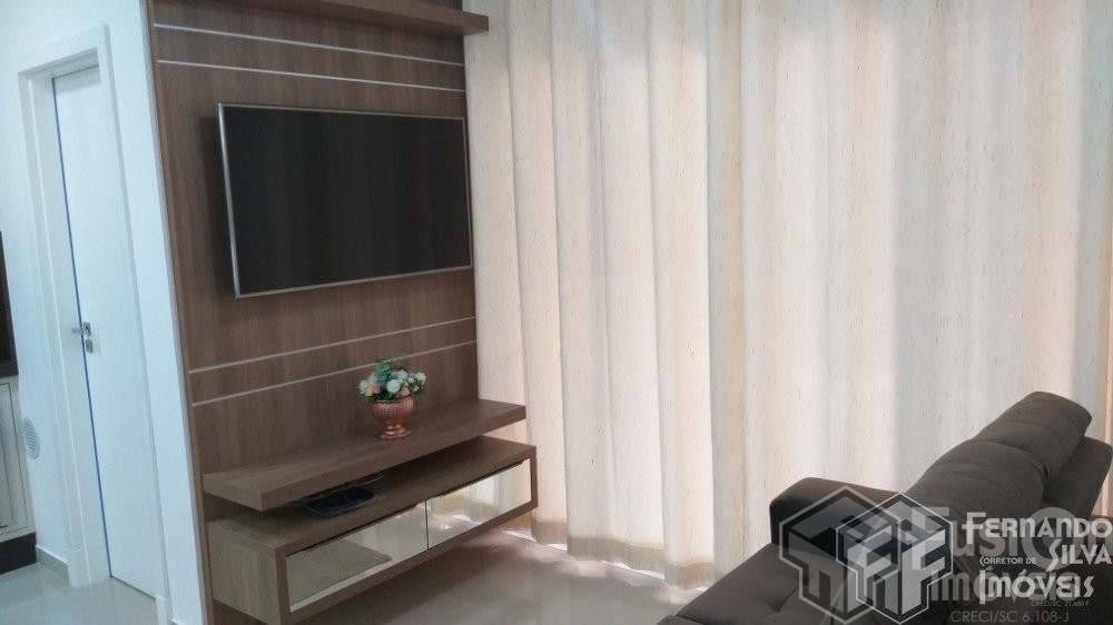 Amplo Trreo para at 6 Pessoas  180m da Praia do