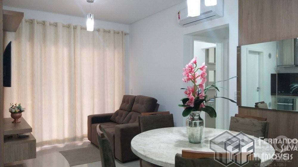 Amplo Trreo para at 6 Pessoas  180m da Praia do