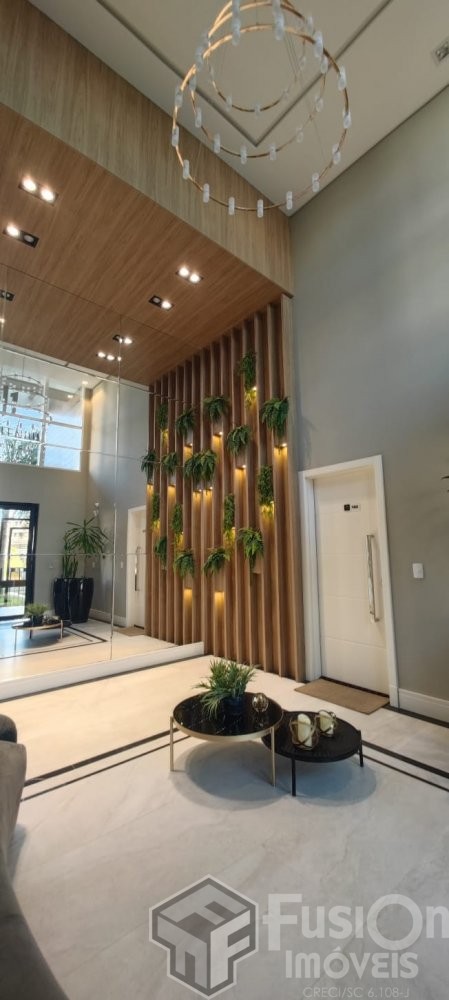 Amplo Trreo para at 6 Pessoas  180m da Praia do