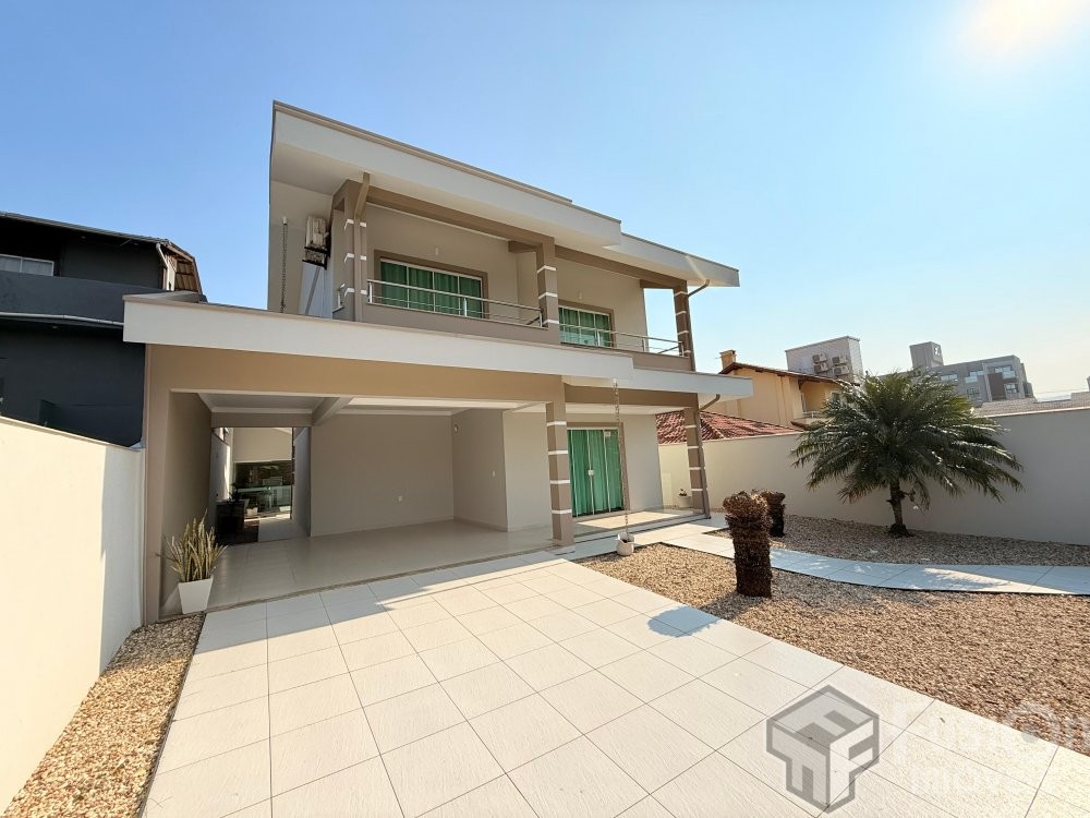 Casa Espaosa para 10 Pessoas a 400m da Praia de M