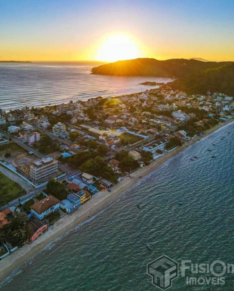 Cobertura Duplex de Alto PadroVista para o Pr d