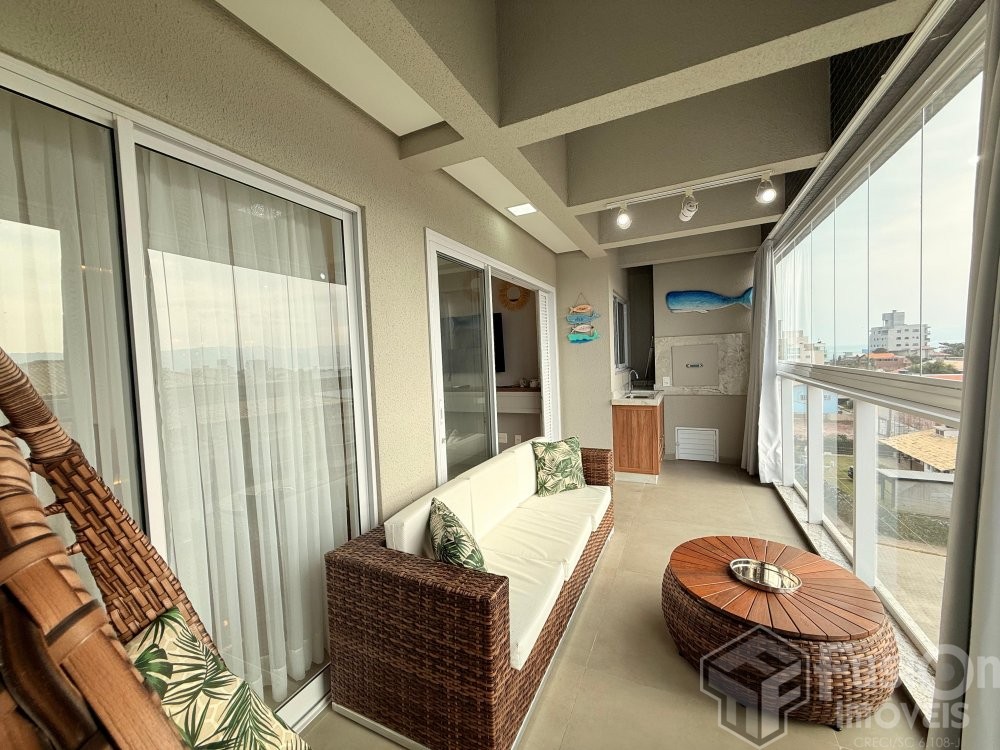 Cobertura Duplex a 240m da Praia de Canto Grande -