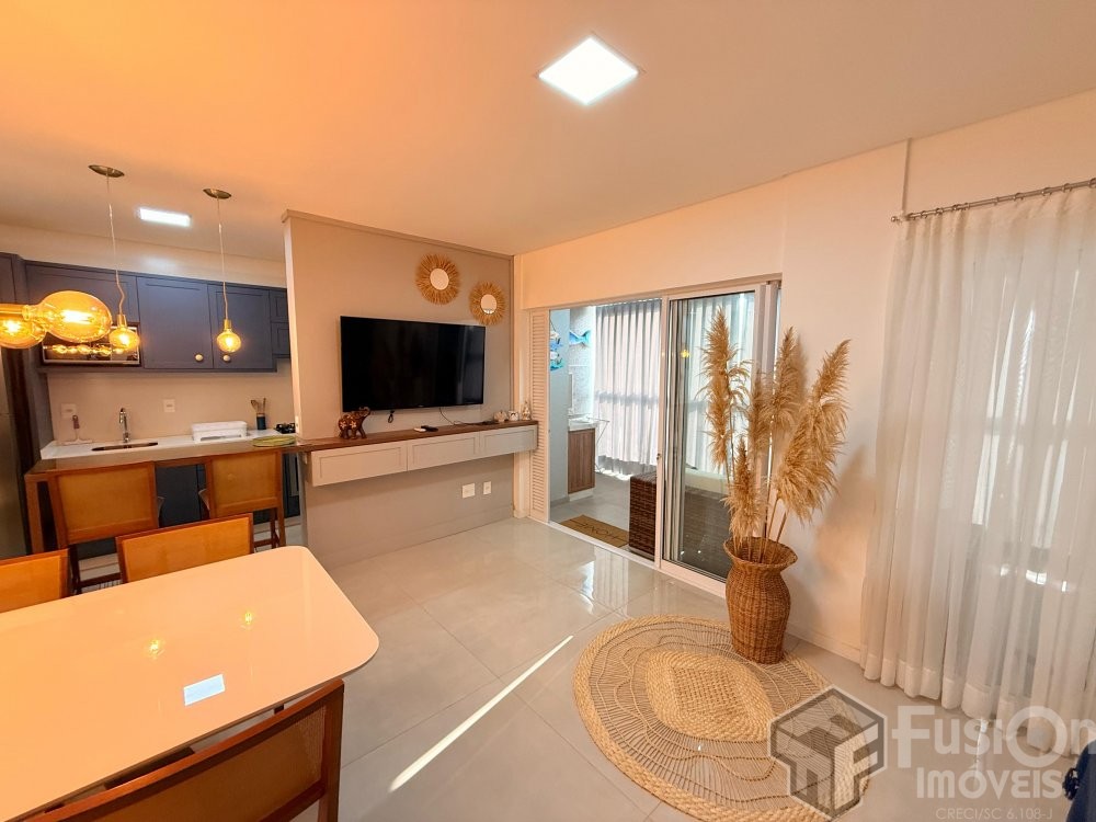 Cobertura Duplex a 240m da Praia de Canto Grande -