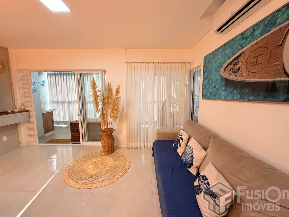 Cobertura Duplex a 240m da Praia de Canto Grande -