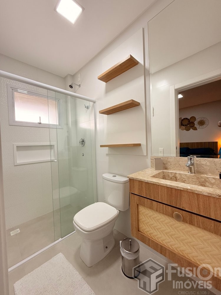 Cobertura Duplex a 240m da Praia de Canto Grande -