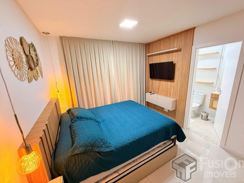 Cobertura Duplex a 240m da Praia de Canto Grande -