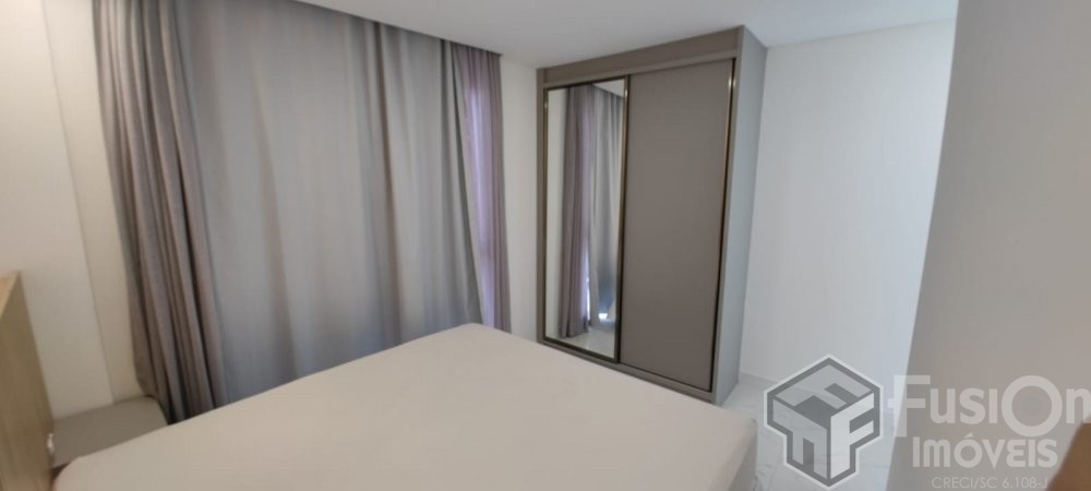 Apartamento a 180m da Praia de Mariscal  Conforto