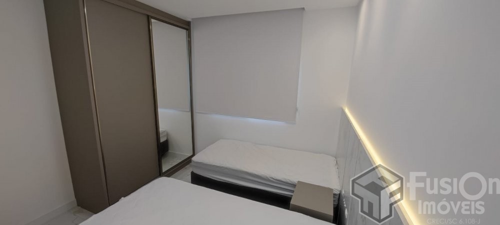 Apartamento a 180m da Praia de Mariscal  Conforto