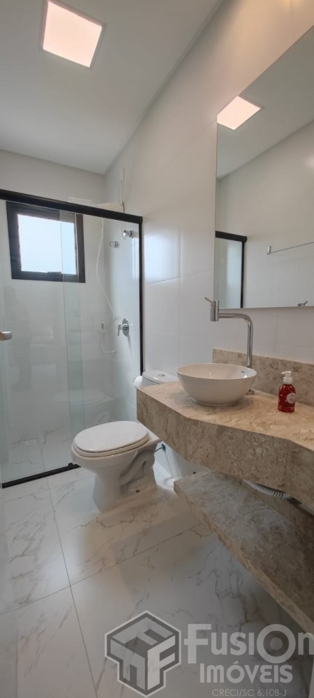 Apartamento a 180m da Praia de Mariscal  Conforto