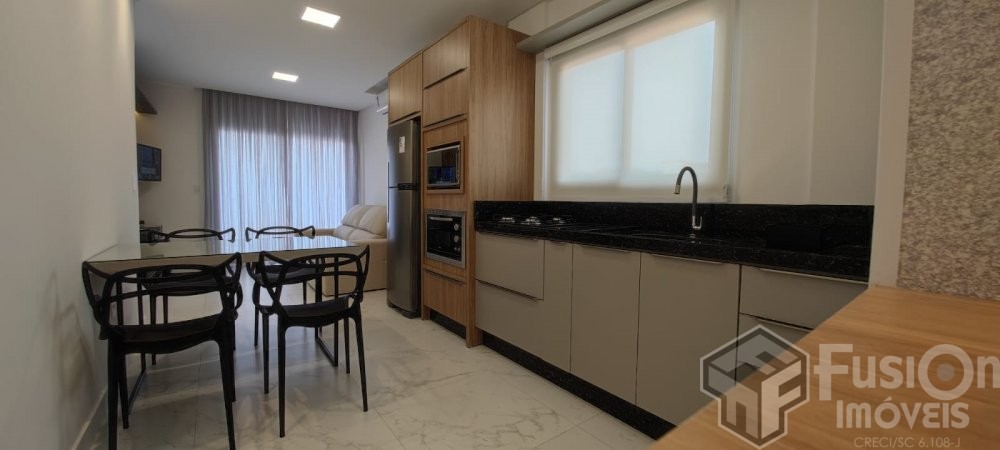 Apartamento a 180m da Praia de Mariscal  Conforto