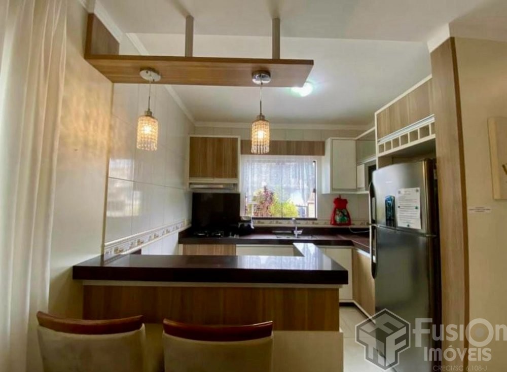 Casa com piscina Zimbros