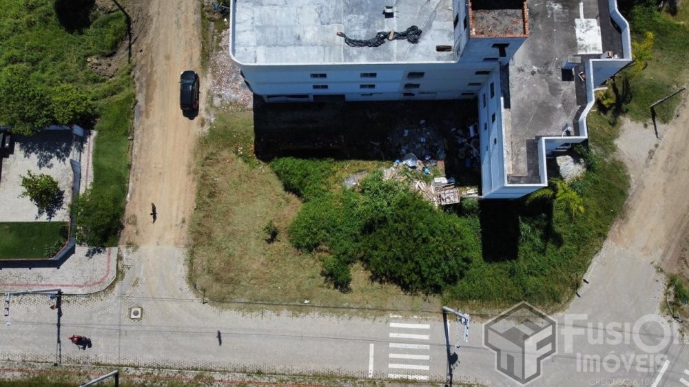 Terreno na Praia de Mariscal a poucos metro do Mar