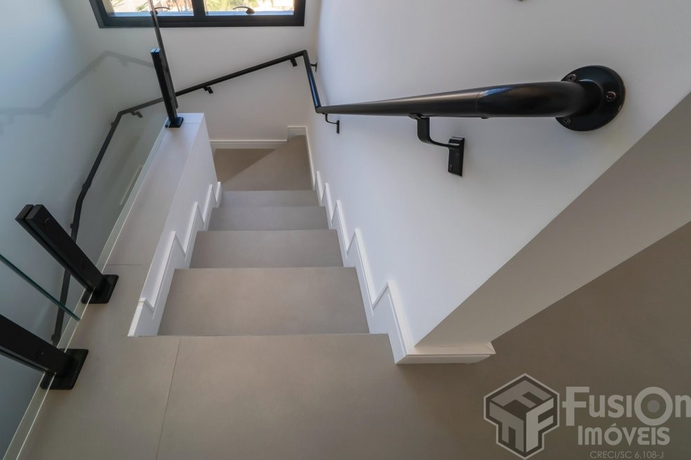 Cobertura Duplex a 170m do mar de Mariscal