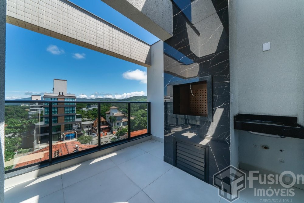 Cobertura Duplex a 170m do mar de Mariscal