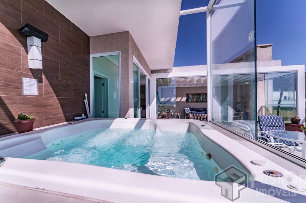 Duplex Frente Mar com Jacuzzi Aquecida