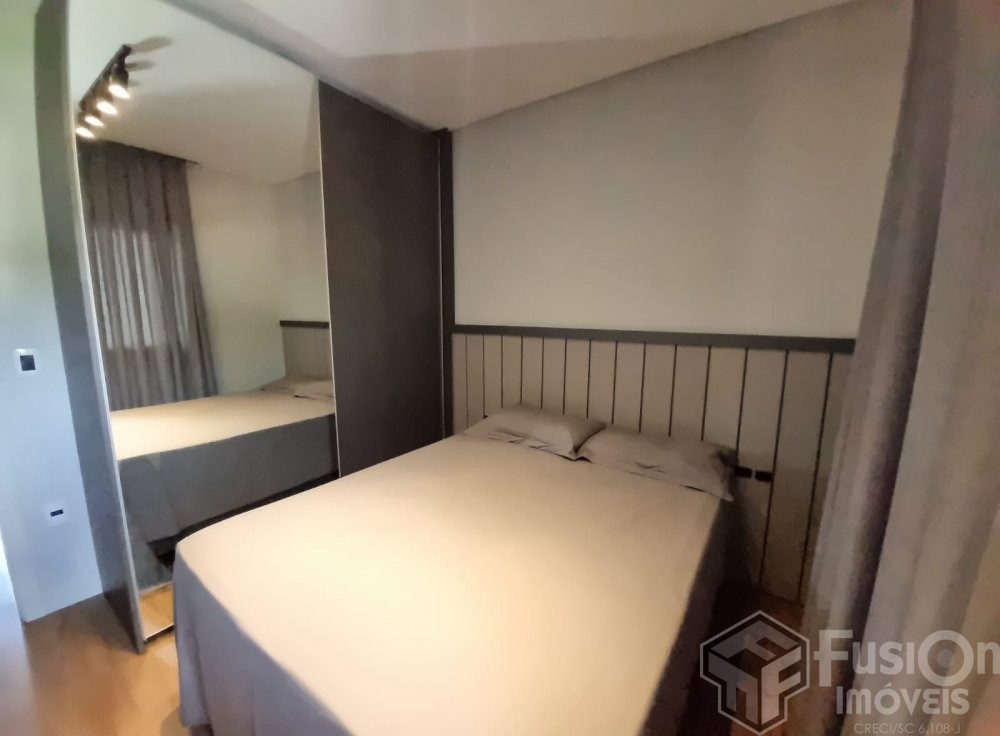 Excelente Sobrado Mobiliado em Zimbros