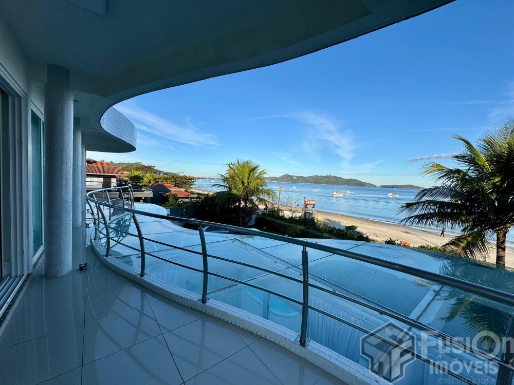 Linda casa p na areia Praia de zimbros