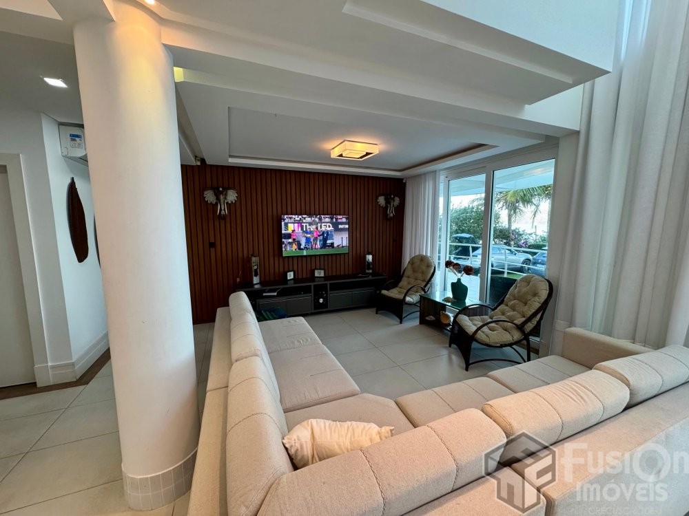 Linda casa p na areia Praia de zimbros