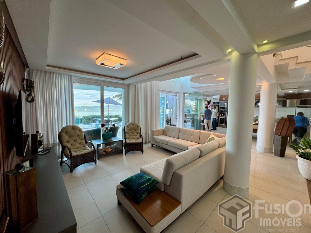 Linda casa p na areia Praia de zimbros