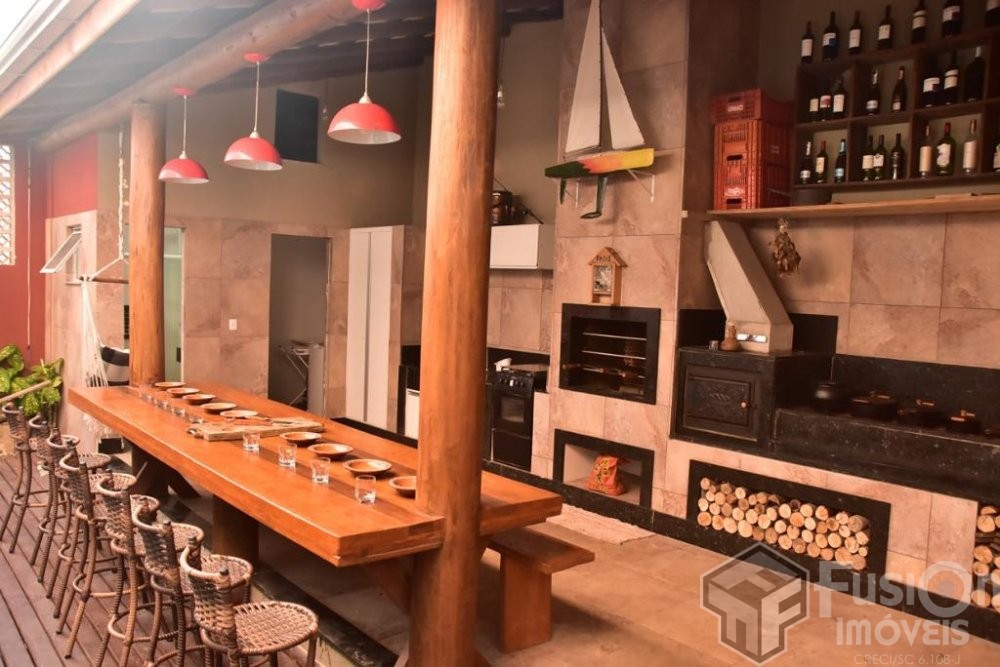 Casa Espaosa e Aconchegante 200m da Praia de Mari