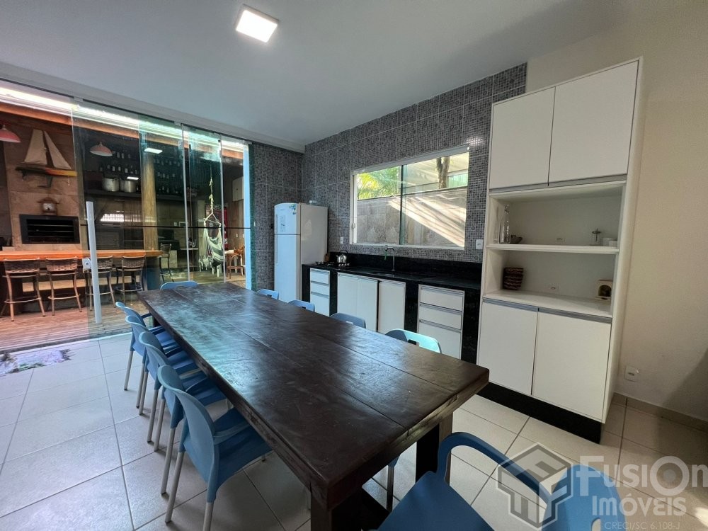 Casa Espaosa e Aconchegante 200m da Praia de Mari