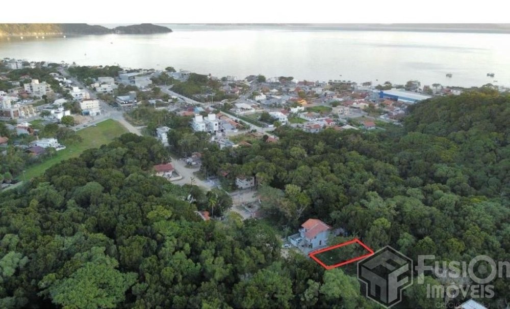 Terreno Morrinhos Rua Aucena 307m 