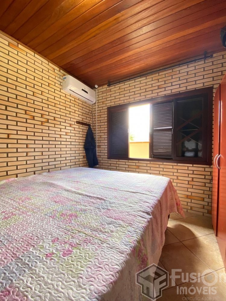 Casa Quadra Mar Zimbros 100 metros do Mar