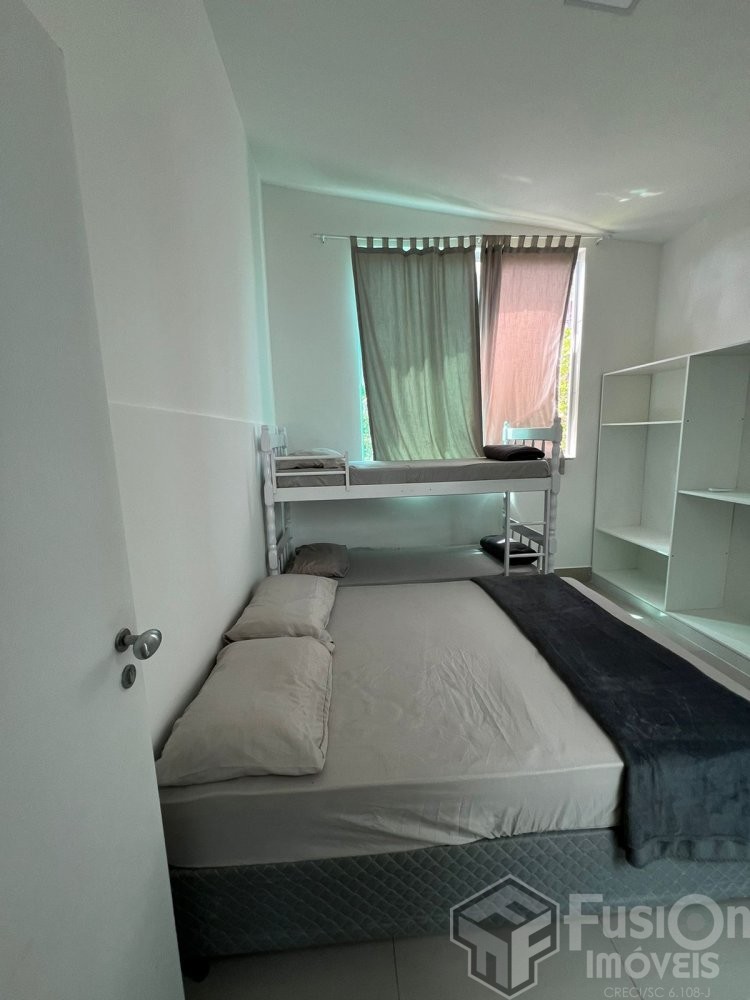 Casa com Piscina p/ at 11 pessoas na Praia de Mar