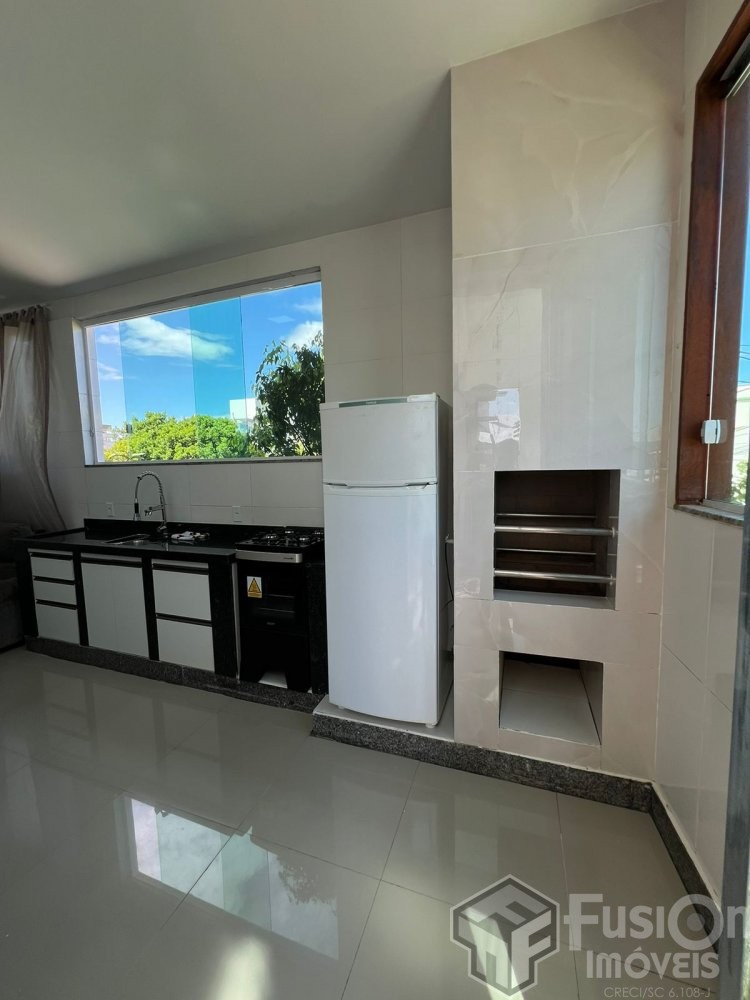 Casa com Piscina p/ at 11 pessoas na Praia de Mar