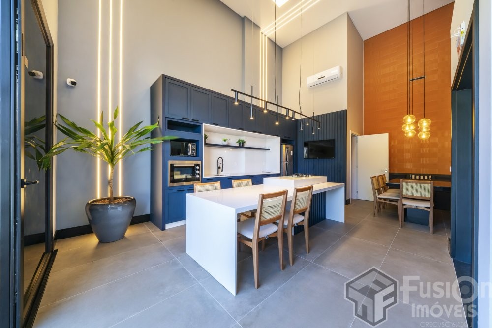 Excelente Cobertura Mobiliada 