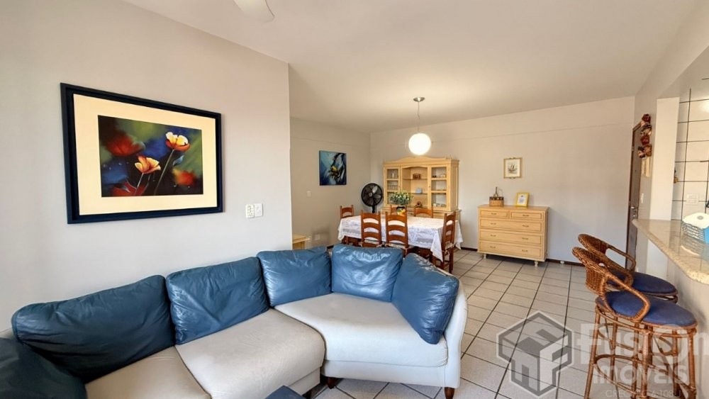 Apartamento 50m da Praia de Bombas