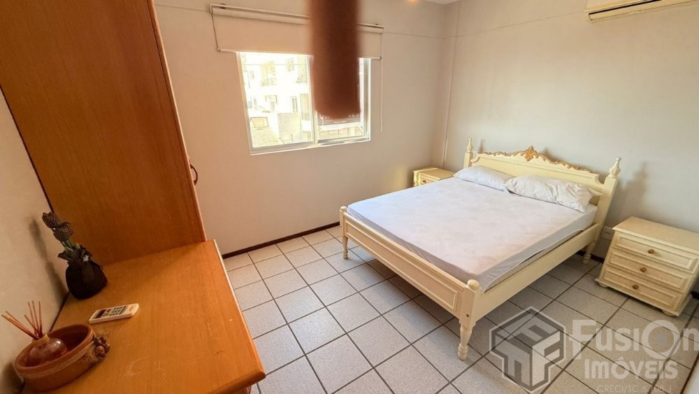 Apartamento 50m da Praia de Bombas