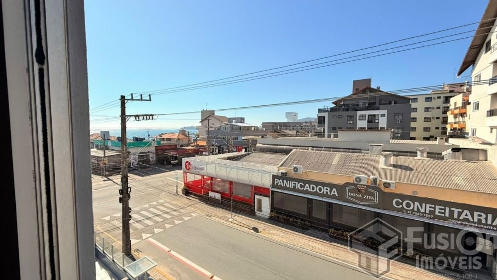 Apartamento 50m da Praia de Bombas