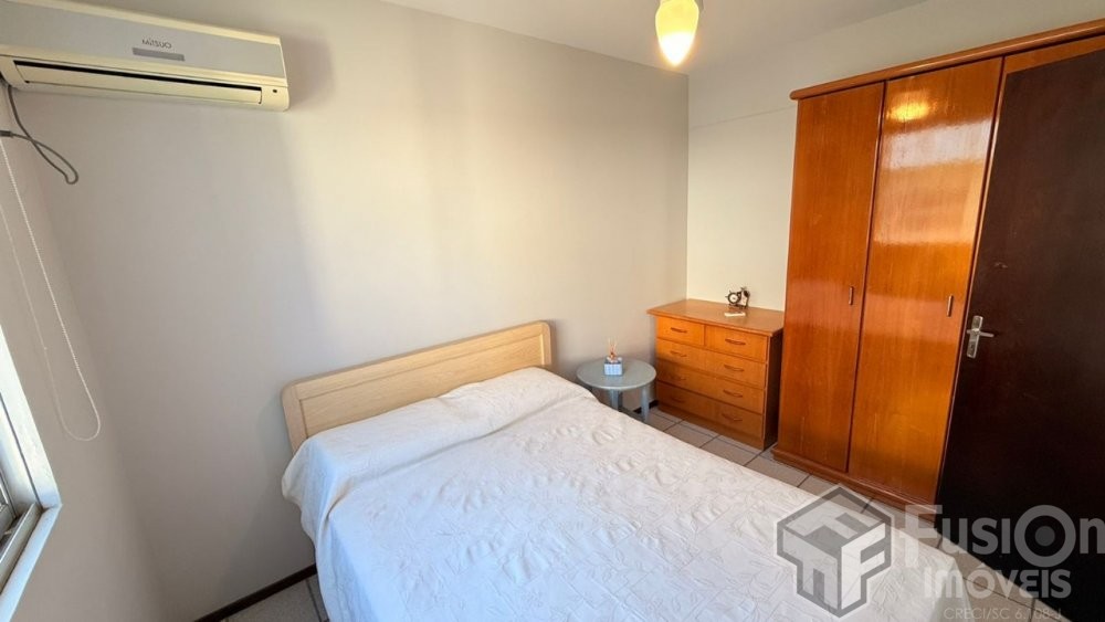 Apartamento 50m da Praia de Bombas