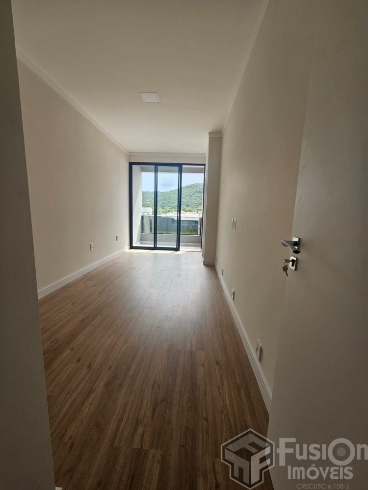 Sobrado Zimbros a 360 metros do mar