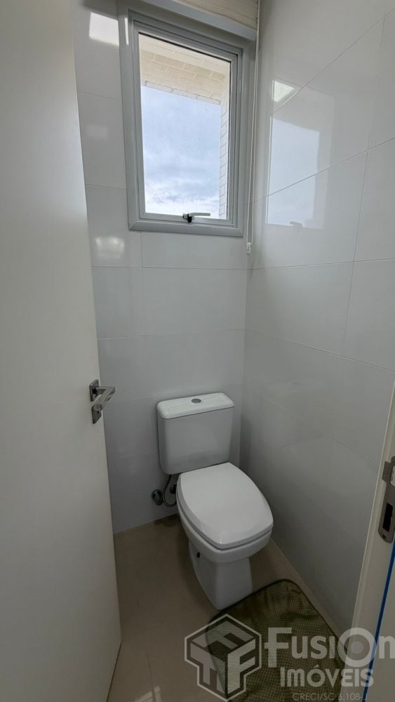 Cob duplex 03 su�tes com jacuzzi 