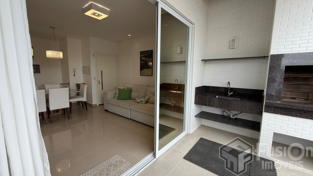 Cob duplex 03 su�tes com jacuzzi 