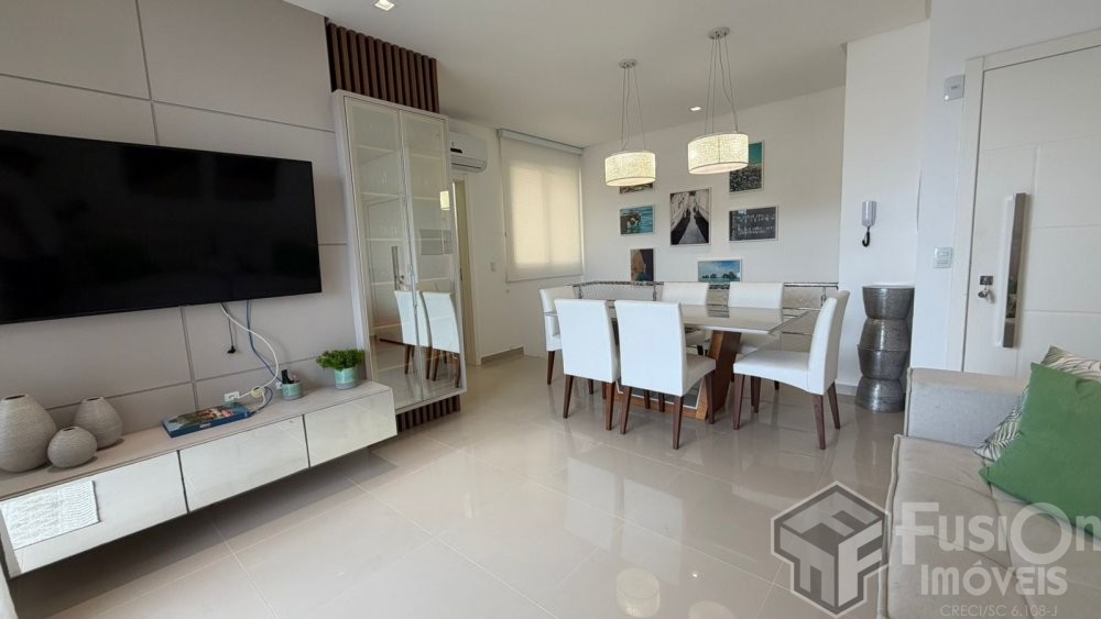 Cob duplex 03 su�tes com jacuzzi 