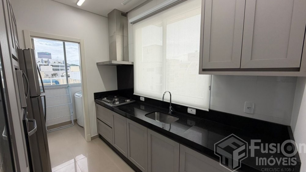 Cob duplex 03 su�tes com jacuzzi 