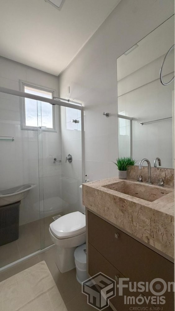 Cob duplex 03 su�tes com jacuzzi 